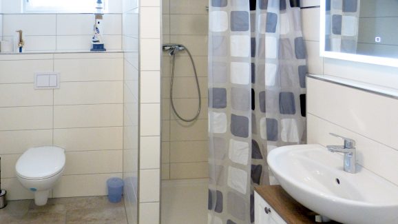 Ferienwohnung im Ferienhaus Seestern Nonnevitz auf Rügen